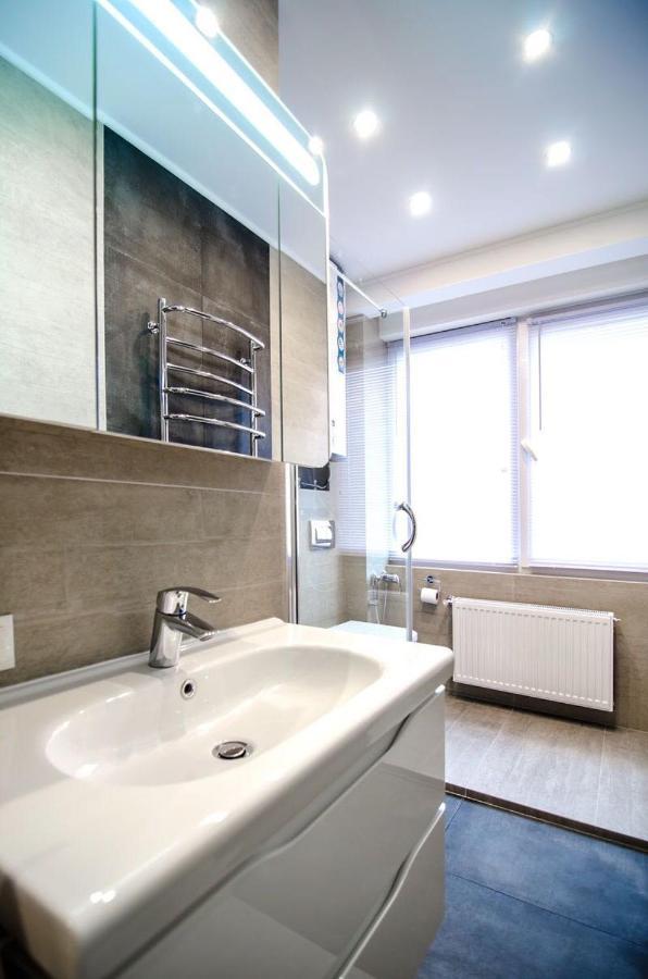 Amazing Apartment In The Center Of Kiev Luaran gambar