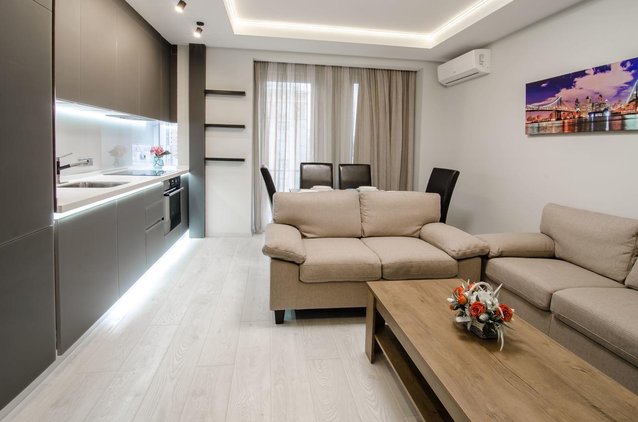 Amazing Apartment In The Center Of Kiev Luaran gambar